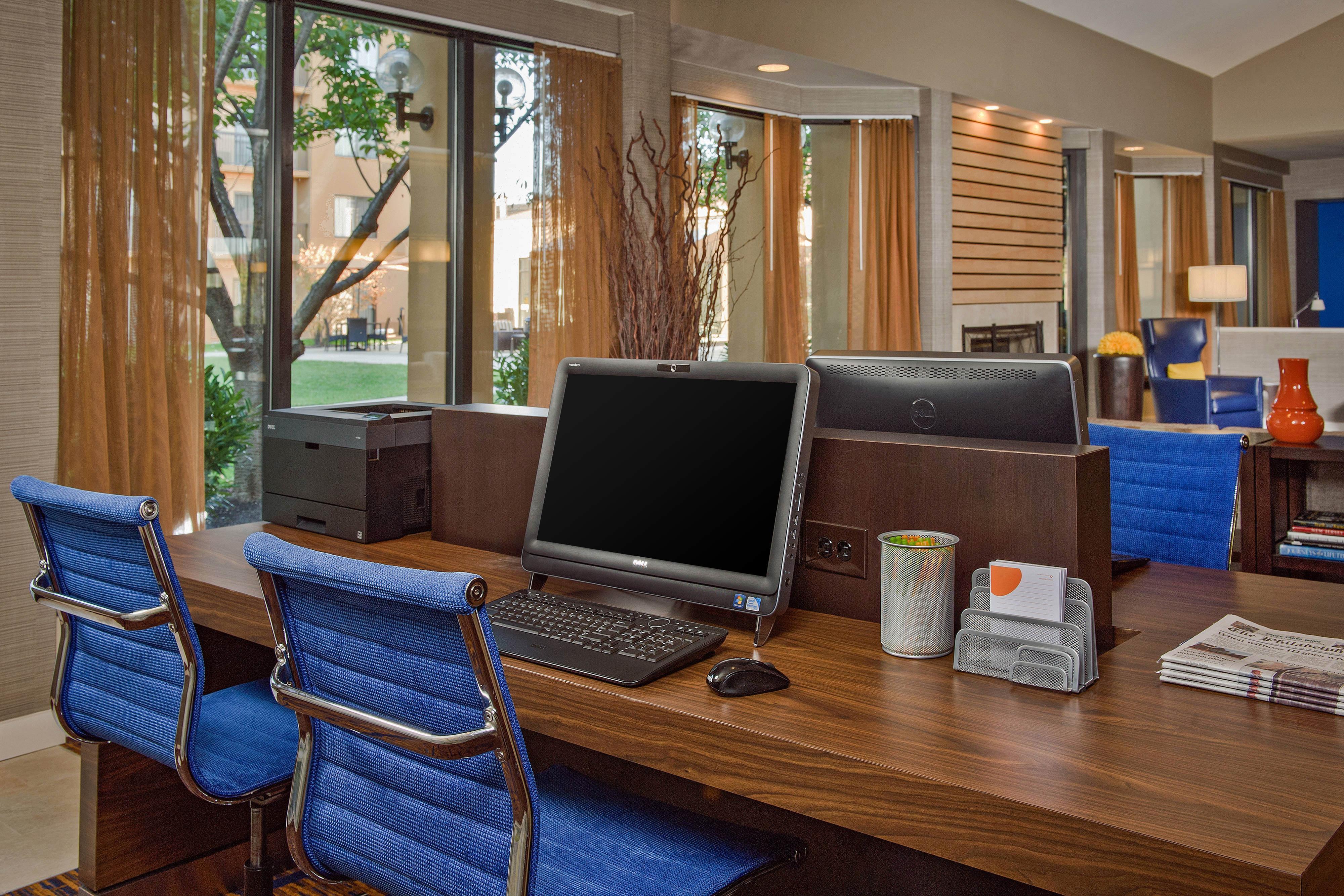 Hotel Sonesta Select Airport